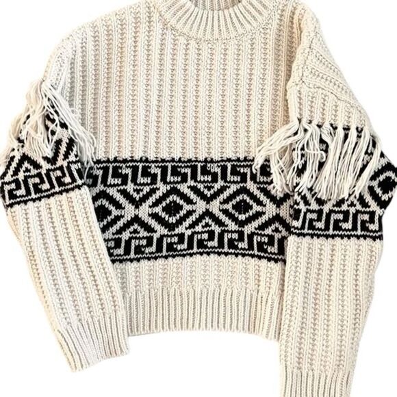 ✨H&M FRINGE-TRIMMED SZ SMALL SWEATER✨ - Picture 11 of 16